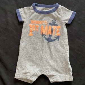 Carter’s newborn shorts outfit
